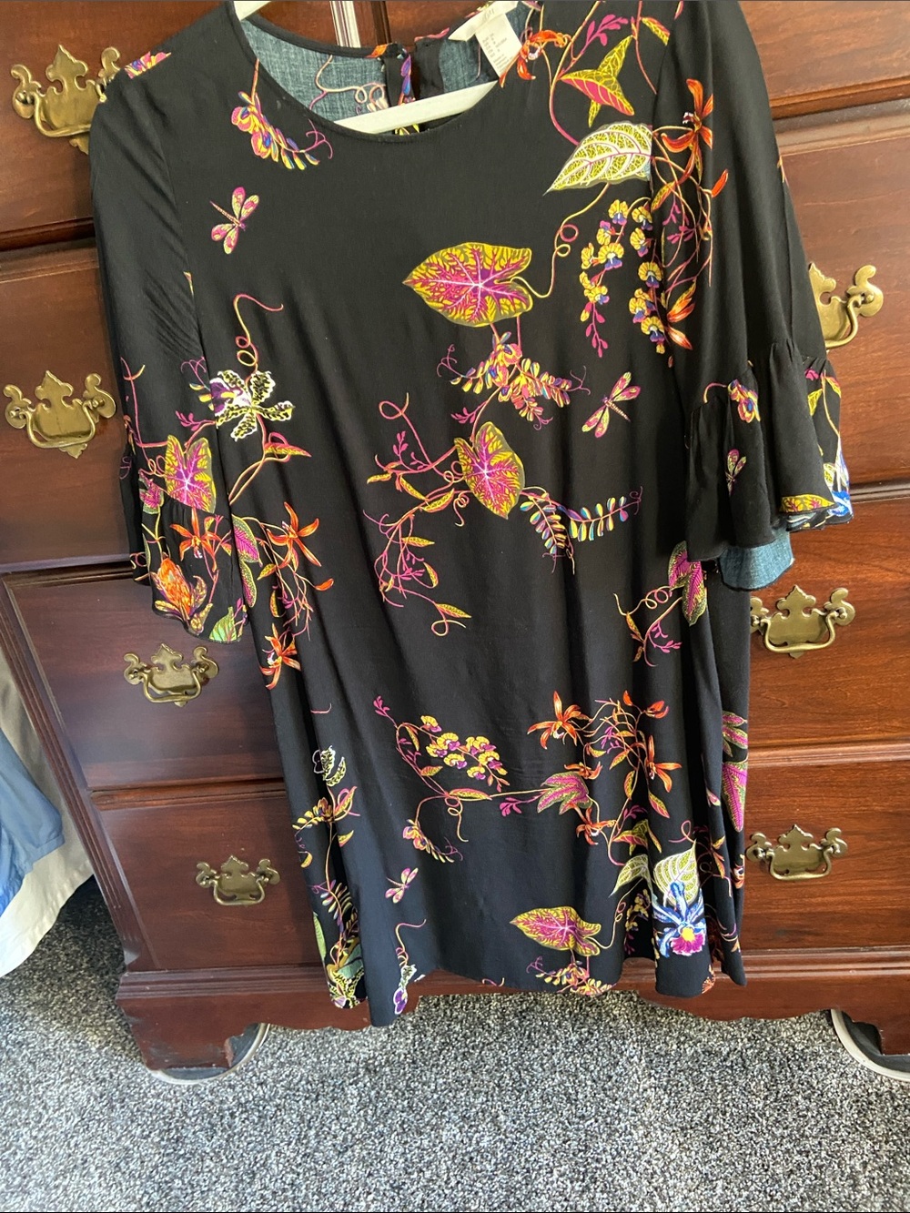 Black Floral Dress   size 8